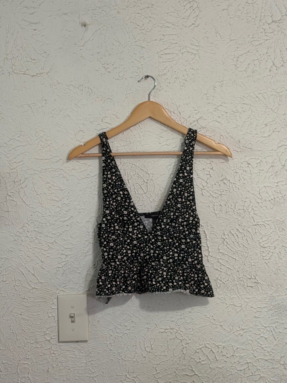 Forever 21 Blue Green Floral V-Neck Cropped Top Size Small
